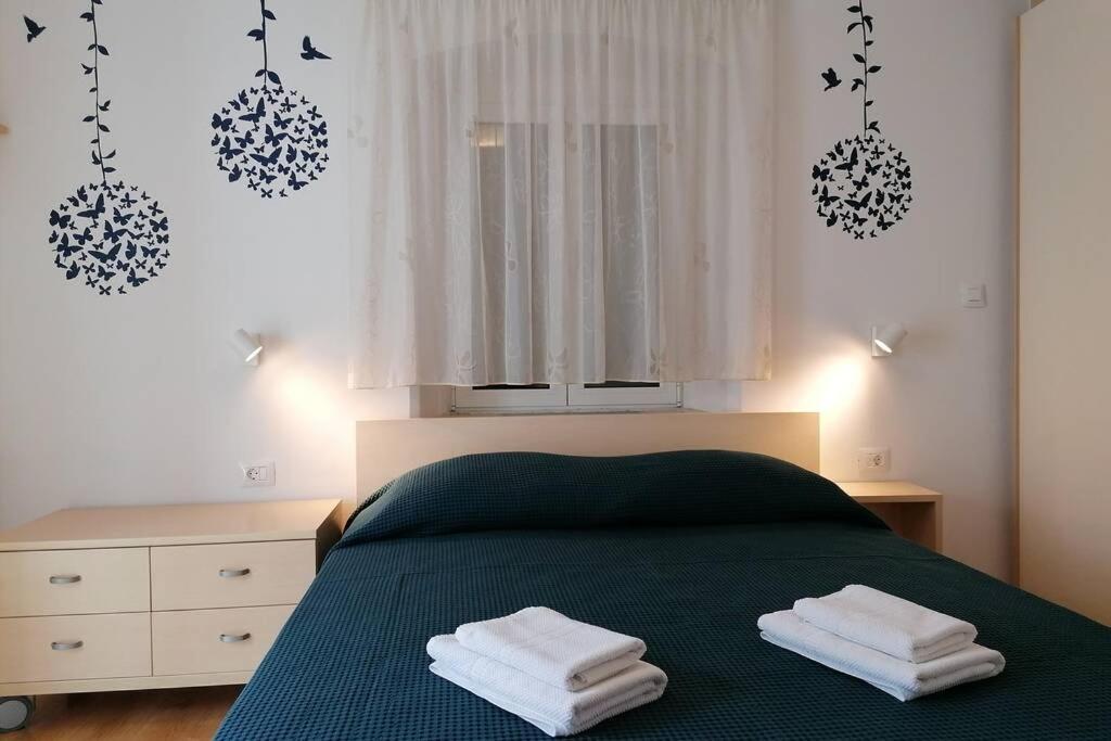 Apartment Veli Dvor 茨雷斯 外观 照片