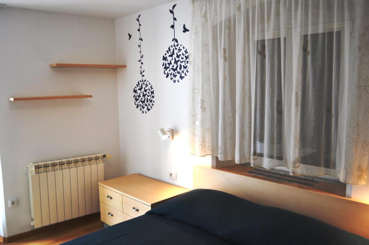 Apartment Veli Dvor 茨雷斯 外观 照片