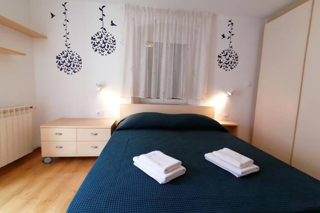 Apartment Veli Dvor 茨雷斯 外观 照片